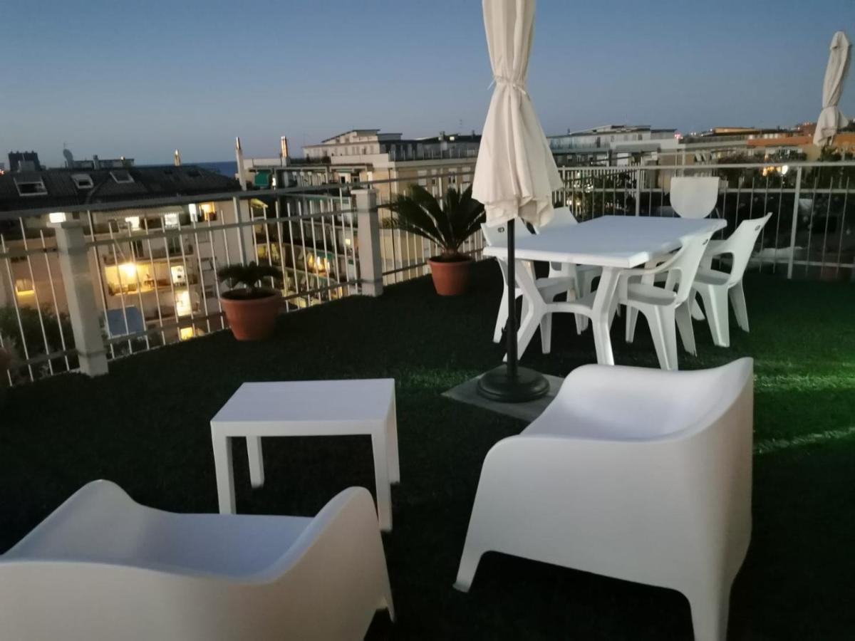 La Terrazza Apartment Falconara Marittima Exterior foto