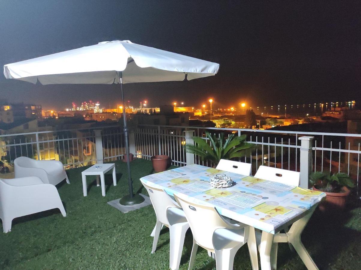 La Terrazza Apartment Falconara Marittima Exterior foto