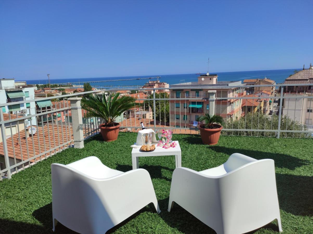 La Terrazza Apartment Falconara Marittima Exterior foto